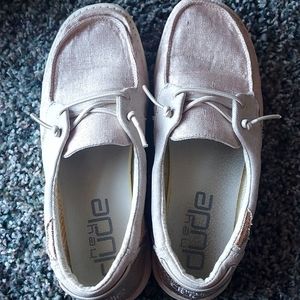 Hey Dude slip ons, size 9